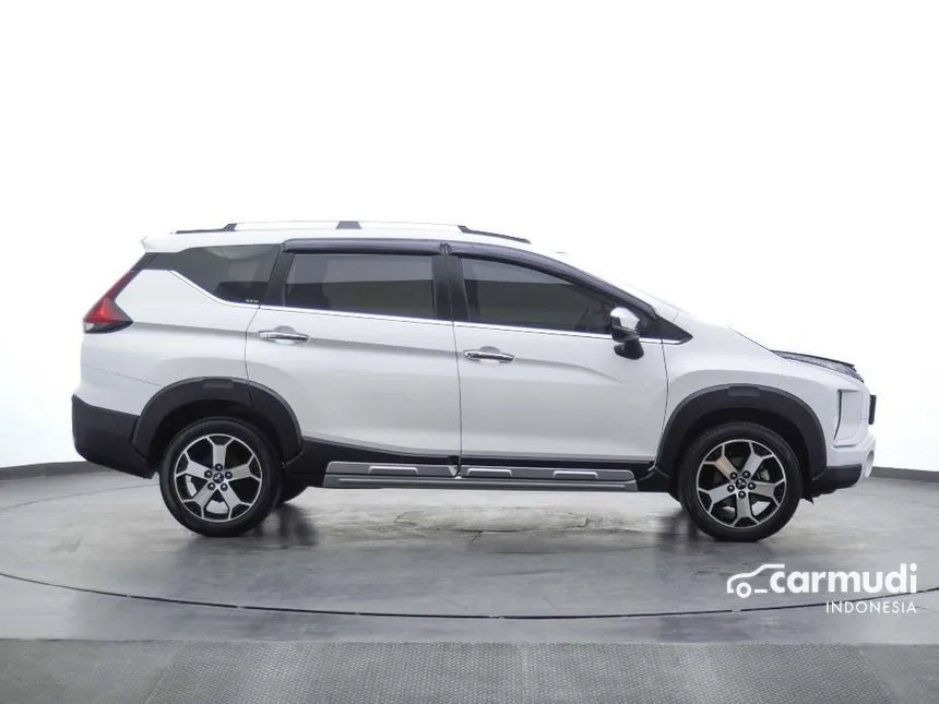 2022 Mitsubishi Xpander CROSS Wagon