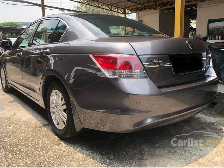 Proton Perdana 2015 E 2 0 In Selangor Automatic Sedan Grey For Rm 49 800 6458760 Carlist My