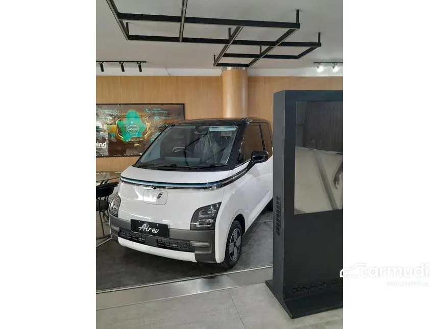 2024 Wuling EV Air ev Lite Long Range Hatchback