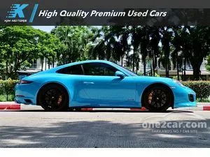 2017 Porsche 911 3.0 Carrera 4 GTS Coupe