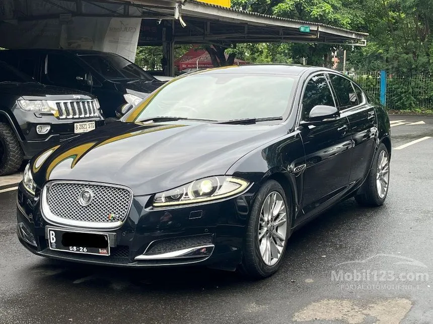 2011 Jaguar XF V6 Sedan
