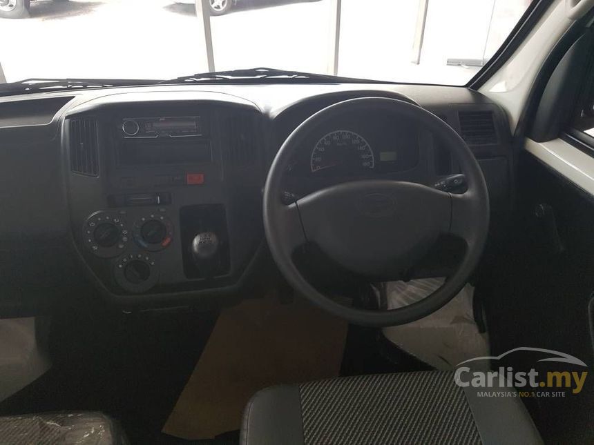2016 Daihatsu Gran Max Panel Van