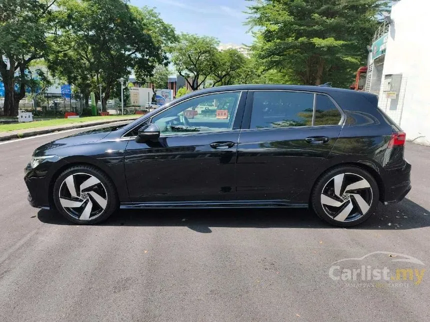 2022 Volkswagen Golf TSI R-Line Hatchback
