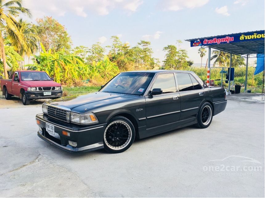 1992 Toyota Crown 2.8 2000 Royal Saloon Sedan AT for sale on One2car