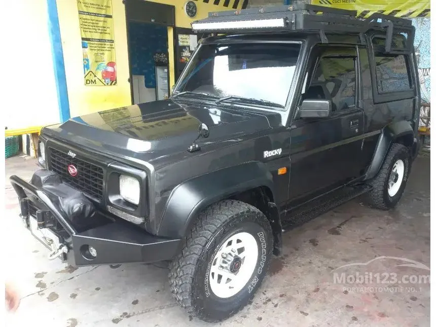Jual Mobil Daihatsu Taft 1996 Rocky 2.8 di Jawa Tengah Manual SUV Hitam Rp 213.000.000