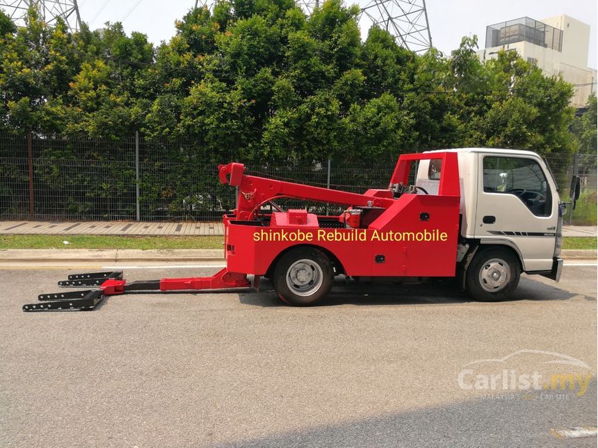 Isuzu NKR 2014 4.3 in Kuala Lumpur Manual Lorry White for RM 