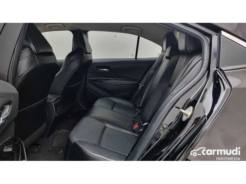 2021 Toyota Corolla Altis V Sedan