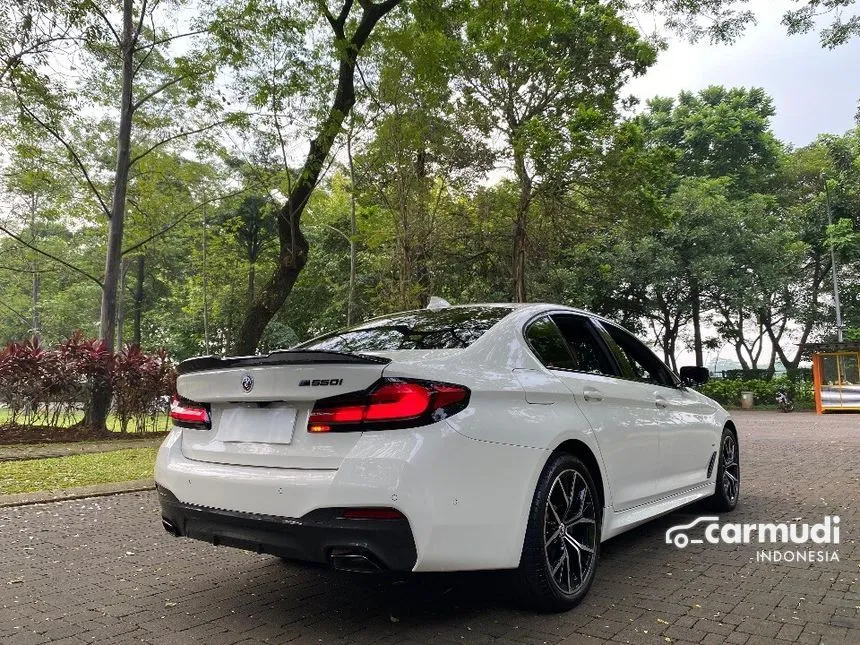 2023 BMW 520i M Sport Sedan