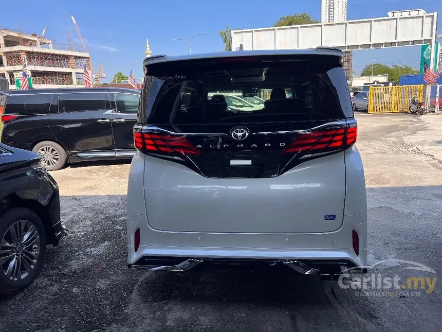 2024 Toyota Alphard Z 7-Seater MPV