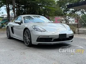 2022 Porsche 718 2.0 Cayman Coupe