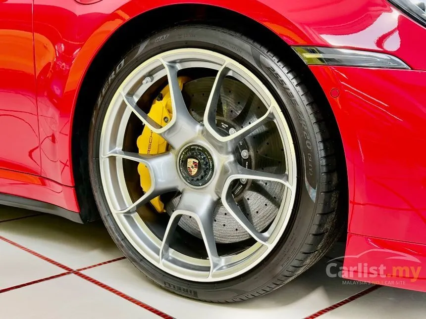 2022 Porsche 911 Turbo S Coupe
