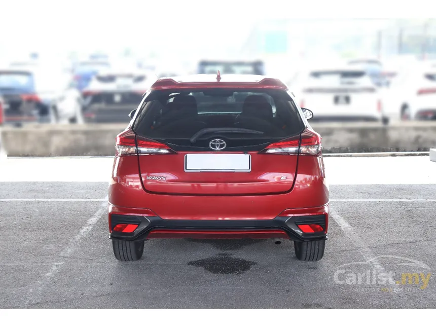 2021 Toyota Yaris E Hatchback