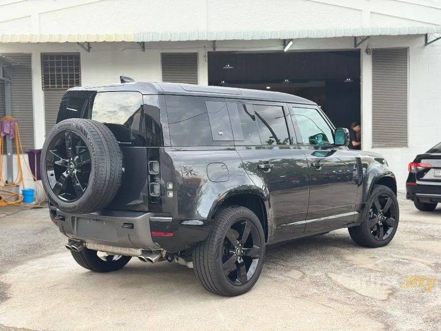 2024 Land Rover Defender 90 P525 Carpathian Edition SUV