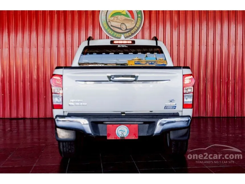 2017 Isuzu D-MAX Hi-Lander Z-Prestige Cab-4 Pickup