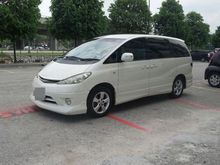 2004 Toyota Estima 2.4cc, 7 seater, Direct owner, Negotiable..