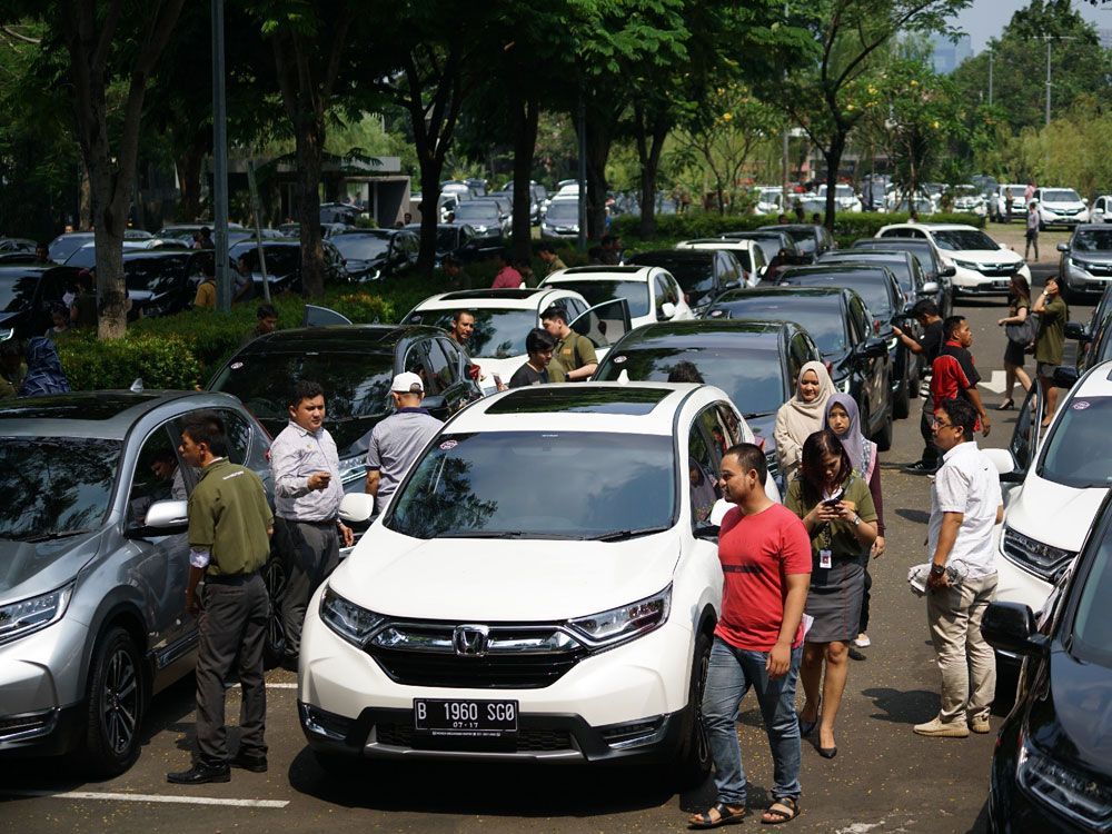 Honda CR-V Turbo 2017 Mulai Masuk Garasi