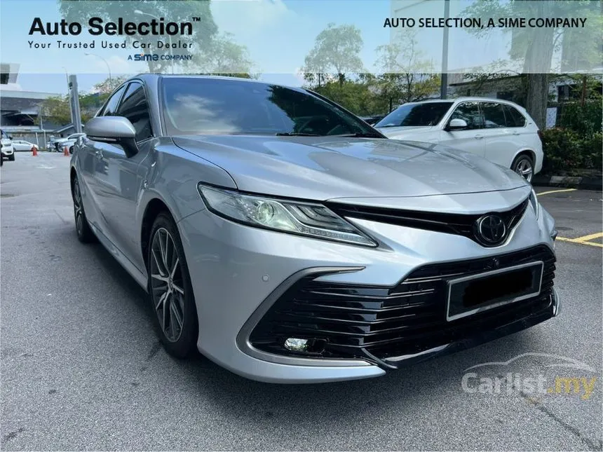 2022 Toyota Camry V Sedan