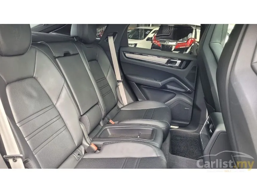 2023 Porsche Cayenne SUV