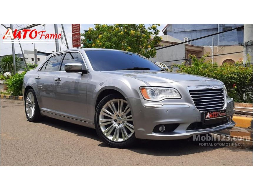 Jual Mobil Chrysler 300C 2013 300C 3.6 Di DKI Jakarta Automatic Sedan ...