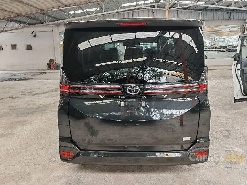 2024 Toyota Voxy S-Z MPV