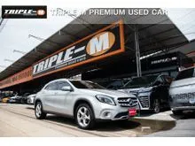 2019 Mercedes-Benz GLA200 1.6 W156 (ปี 14-20) Urban SUV