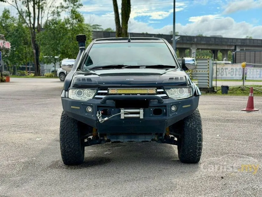 2014 Mitsubishi Triton Dual Cab 4X4 Pickup