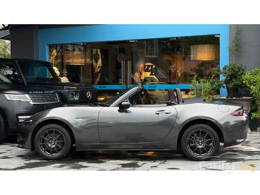 2022 Mazda MX-5 990S Special Edition Convertible