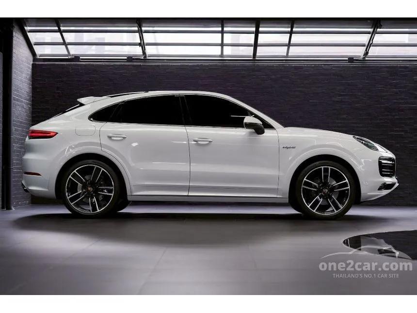 2024 Porsche CAYENNE S Coupe SUV