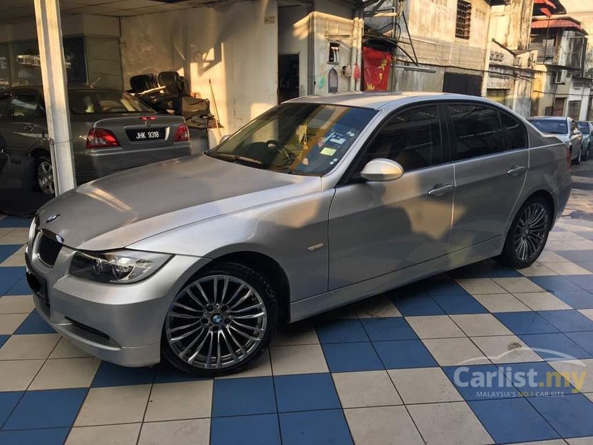 BMW 320i 2007 SE 2.0 in Johor Automatic Sedan Silver for 