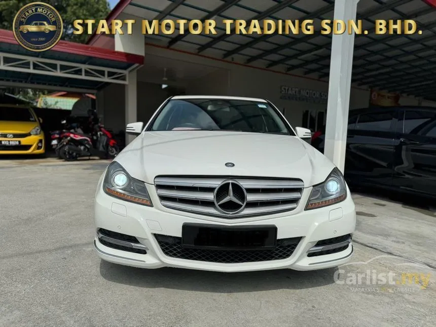 2013 Mercedes-Benz C200 Elegance CGI Sedan