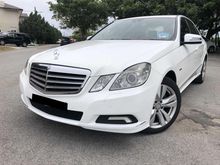 Mercedes-Benz E200 CGI 1.8 Elegance Sedan BlueEFCY CKD LIKE NEW