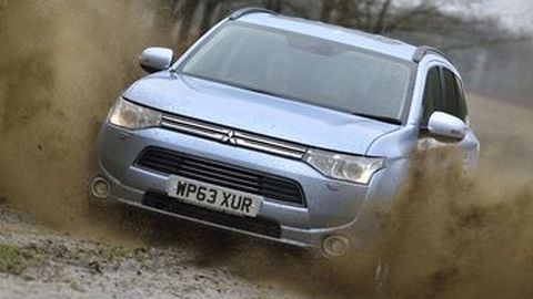 Jadwal Mitsubishi Outlander PHEV ke Indonesia Ditunda