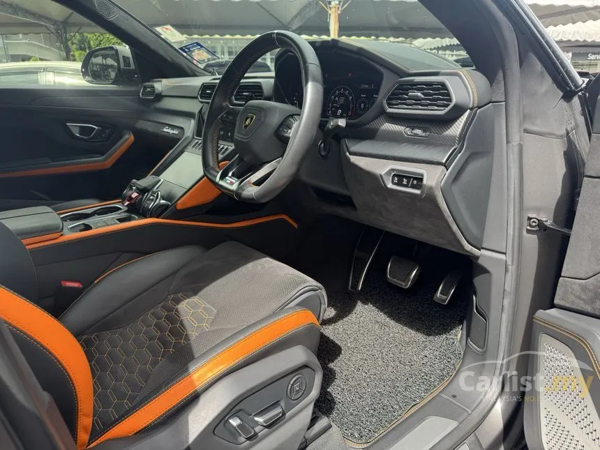 2022 Lamborghini Urus SUV