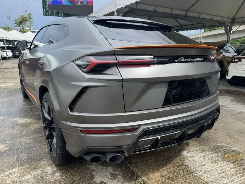 2022 Lamborghini Urus SUV