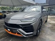 2022 Lamborghini Urus 4.0 SUV - Matte Perfection. Unmistakable Presence. The Urus Graphite Capsule.