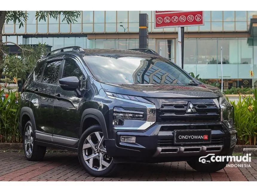 Jual Mobil Mitsubishi Xpander Cross 2023 Premium 1.5 di Banten Automatic MPV Abu