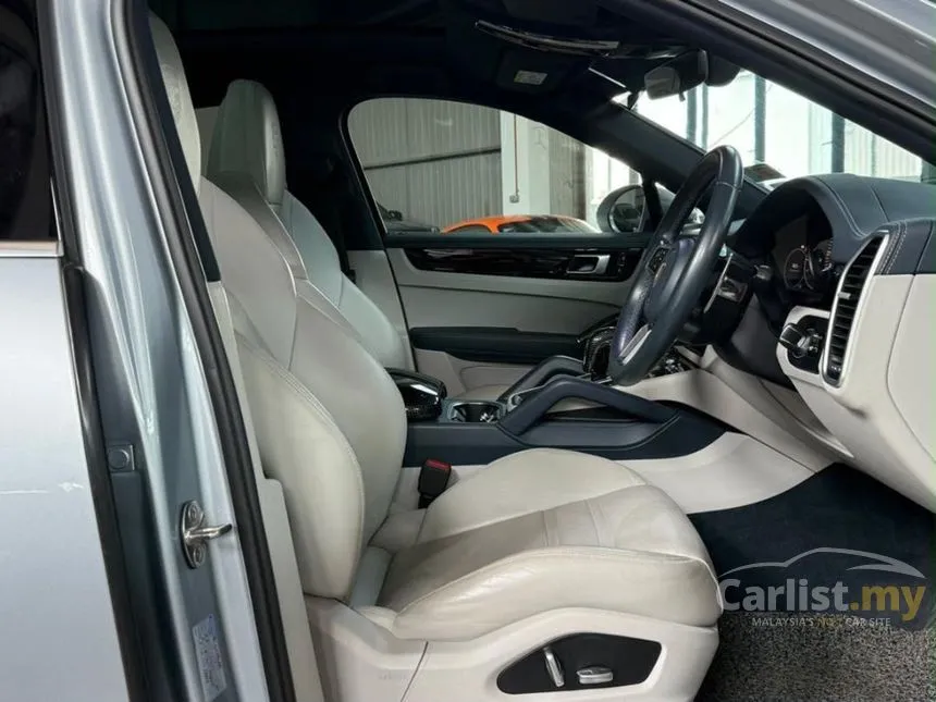 2019 Porsche Cayenne Coupe