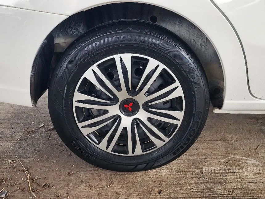 2015 Mitsubishi ATTRAGE GLX Sedan