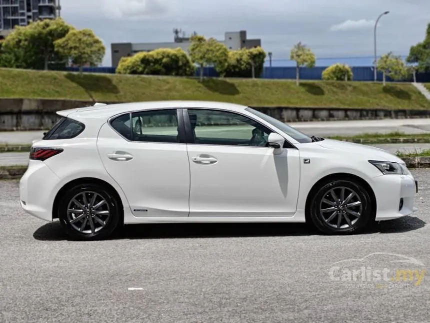 2013 Lexus CT 200h F Sport Hatchback