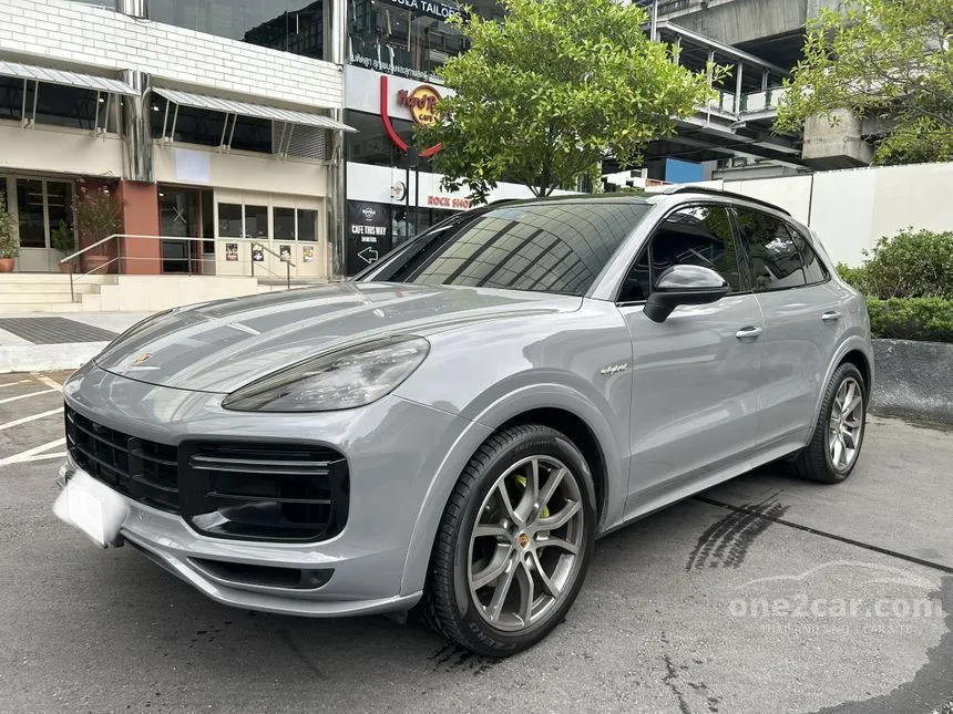 2019 Porsche CAYENNE E-Hybrid SUV