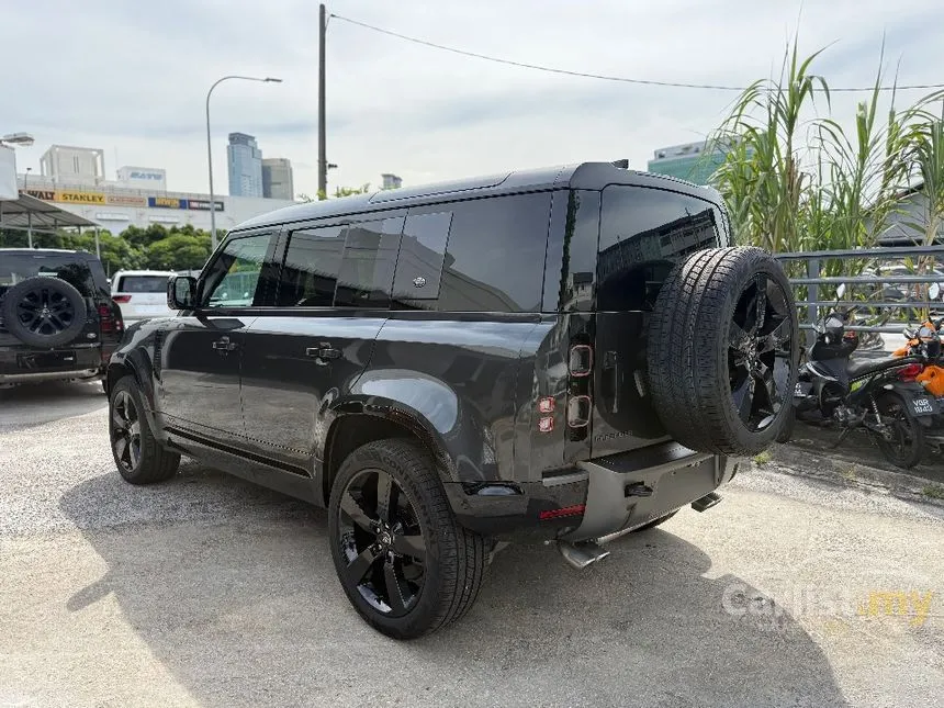 2024 Land Rover Defender 90 P525 Carpathian Edition SUV