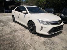2015 Toyota Camry 2.5 Hybrid Sedan