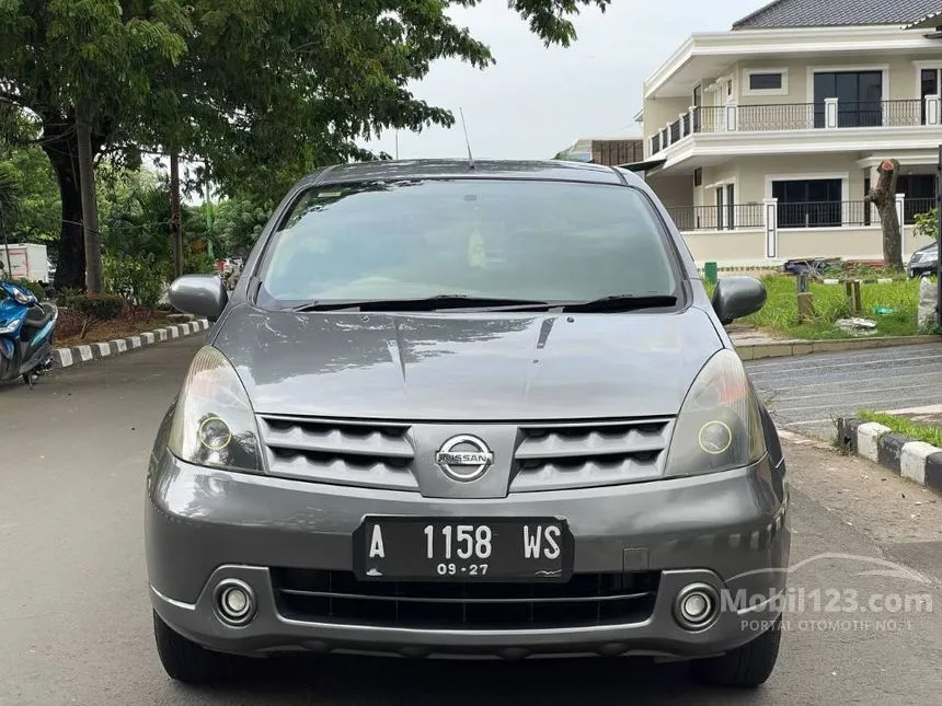 Jual Mobil Nissan Grand Livina 2010 XV 1.8 di Banten Automatic MPV Abu