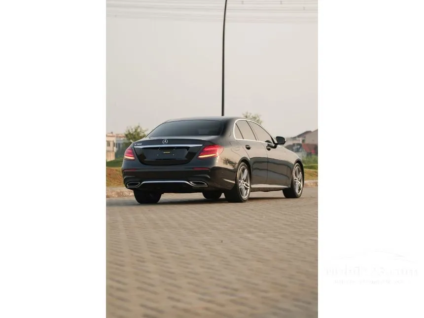 2018 Mercedes-Benz E300 AMG Line Sedan