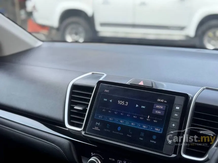 2025 Honda City V Sedan