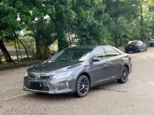 2015 Toyota Camry 2.5 Hybrid Sedan