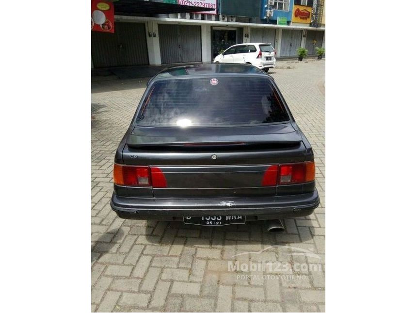 1993 Daihatsu Classy Sedan