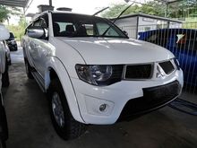 2011 Mitsubishi Triton 2.5 Pickup Truck -- WELL MAINTAINED --