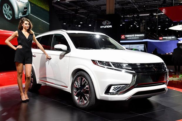 Mitsubishi PHEV Concept-S Memesona di Paris Motor Show 2014