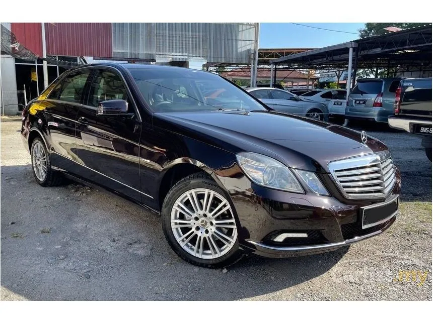 2009 Mercedes-Benz E200K Elegance Sedan